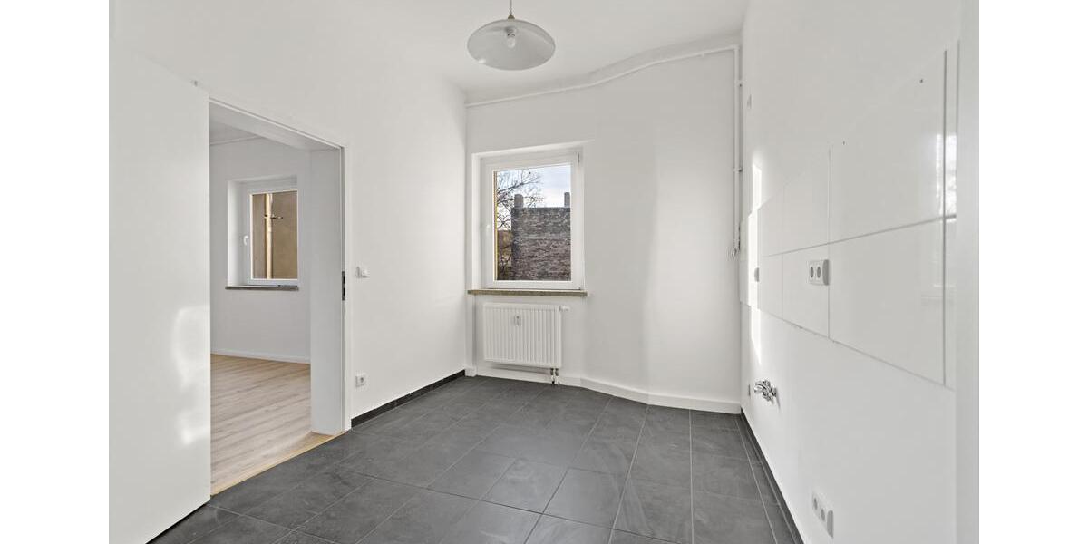 Etagenwohnung Halle (Saale) Büschdorf - 2.5 Zimmer, 73 m&sup2;, 559&euro; | Angebot:25540634