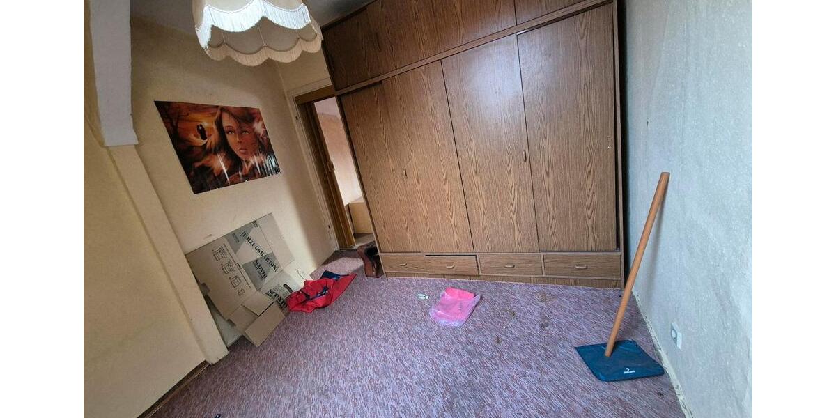 Reihenhaus Salzatal - 5 Zimmer, 105 m&sup2;, 55.000&euro; | Angebot:24491114