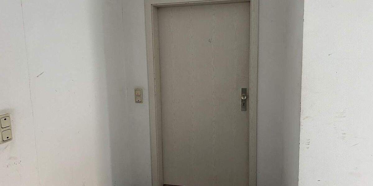 Etagenwohnung Halle (Saale) Altstadt - 3 Zimmer, 75 m&sup2;, 600&euro; | Angebot:26170816