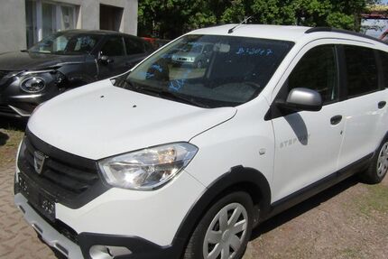 Dacia Lodgy 142.106 km 5.990 &euro; Halle 06130