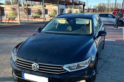 VW Passat 213.000 km 12.500 &euro; Salzatal 06198