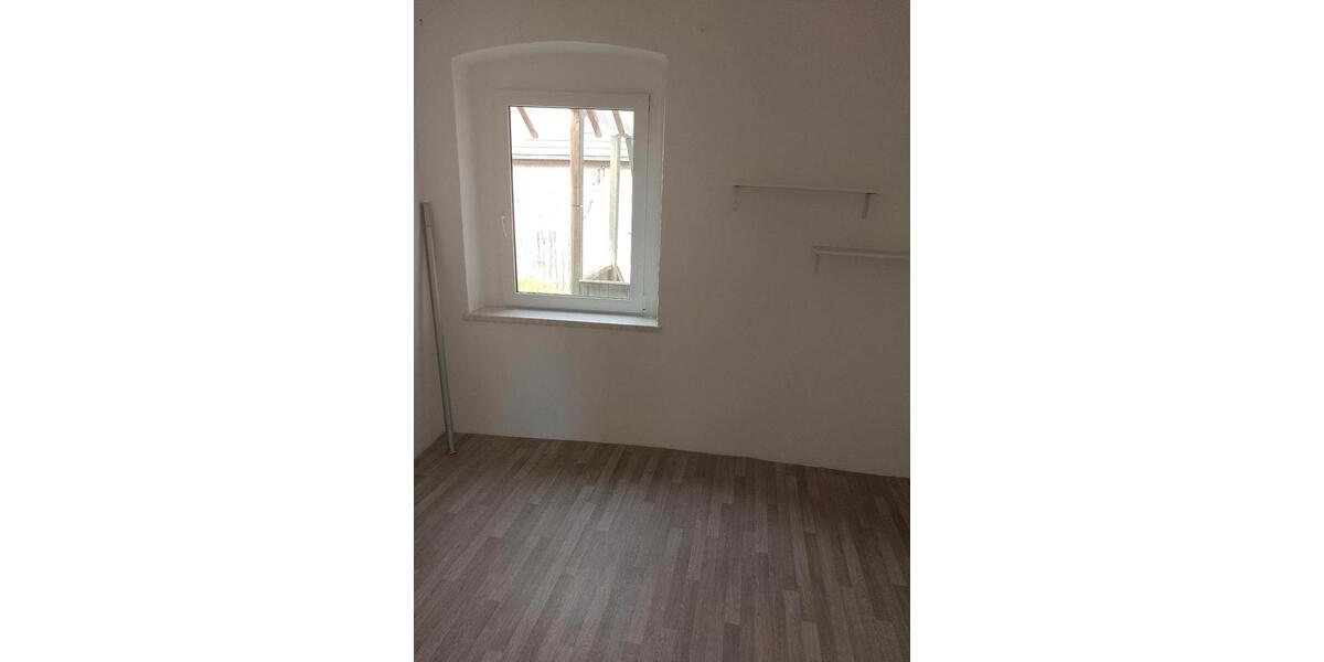 Einfamilienhaus Seegebiet Mansfelder Land - 7 Zimmer, 200 m&sup2;, 83.000&euro; | Angebot:26657379