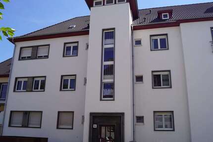 Wohnung Bitterfeld-Wolfen OT Bitterfeld Bitterfeld - 4 Zimmer, 102 m&sup2;, 762&euro; | Angebot:26886615