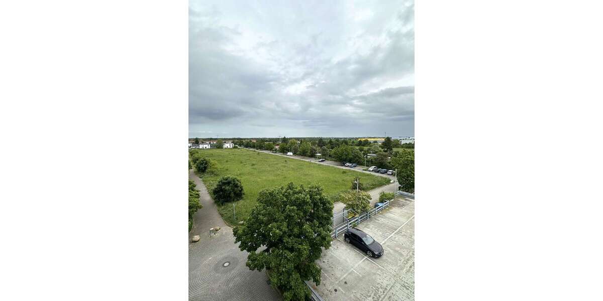 4-Zimmer-Wohnung mit Balkon, offener Küche, Gäste-WC 4 zimmer