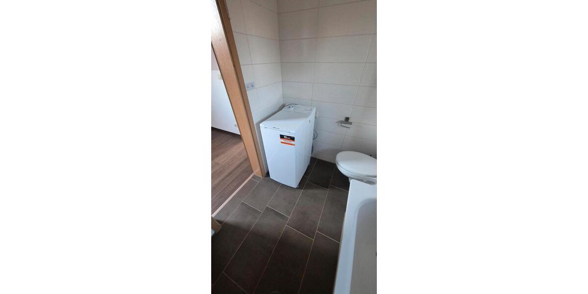 Dachgeschoßwohnung Halle (Saale) Frohe Zukunft - 2 Zimmer, 50 m&sup2;, 400&euro; | Angebot:25104004