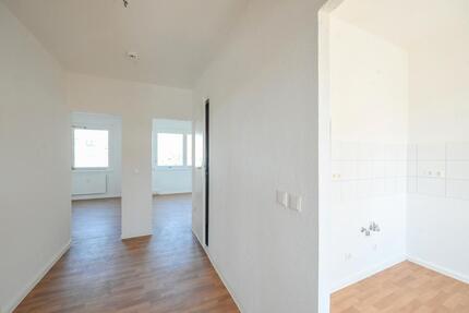 Wir sanieren für Sie - ab Februar verfügbar! zimmer