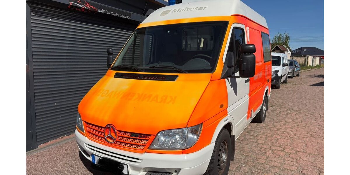 Mercedes-Benz Sprinter 139.700 km 8.800 &euro; Schkopau 06258