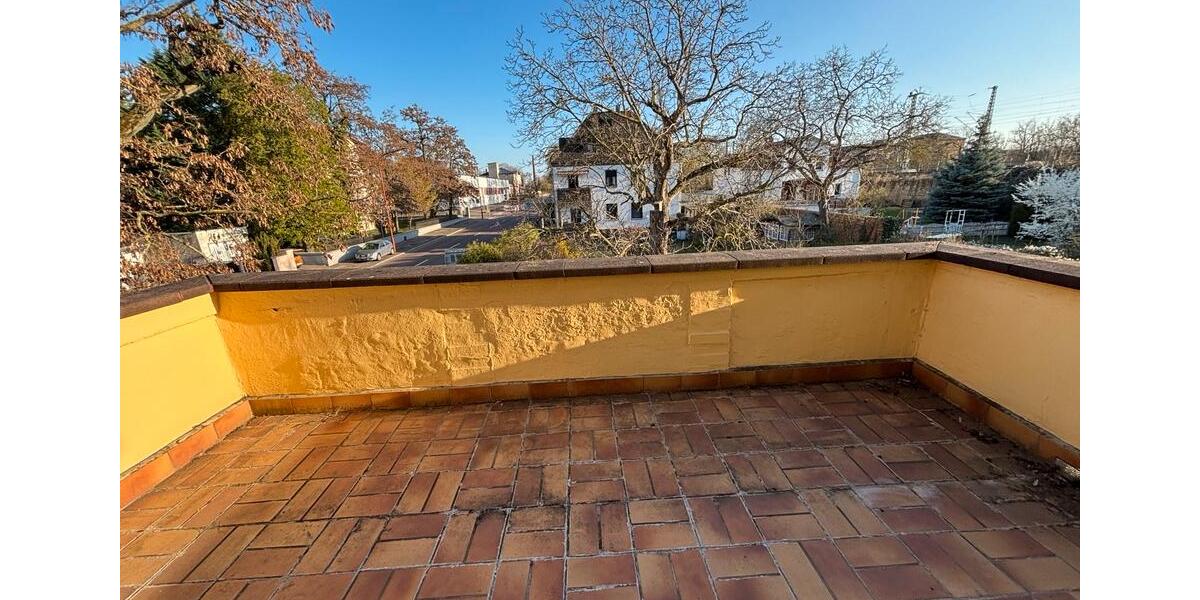 Etagenwohnung Köthen (Anhalt) - 4 Zimmer, 92 m&sup2;, 600&euro; | Angebot:25905081