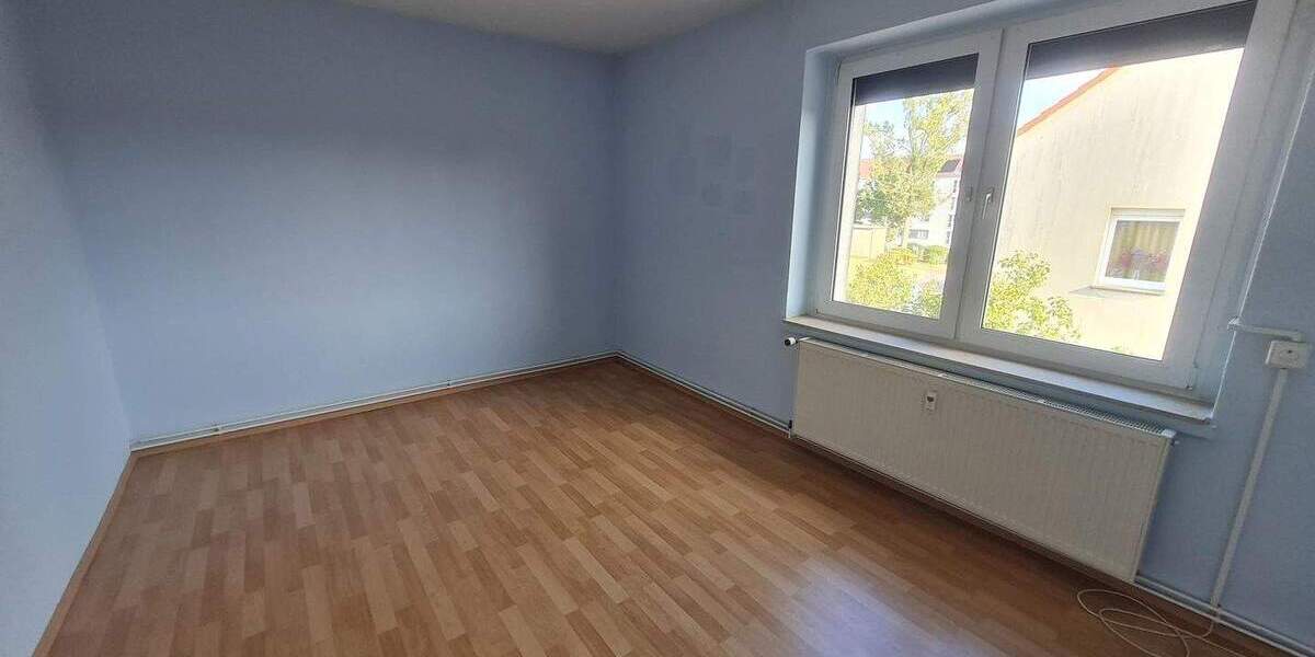 Etagenwohnung Bitterfeld-Wolfen Wolfen - 4 Zimmer, 83 m&sup2;, 78.500&euro; | Angebot:23044598