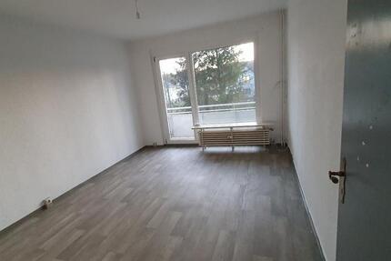 ! Quetzdölsdorf - schöne - 2 - Raum - Wohnung ! AB SOFORT ! G38 2 zimmer