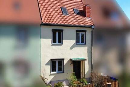 Haus Leuna - 5 Zimmer, 100 m&sup2;, 94.000&euro; | Angebot:24435380