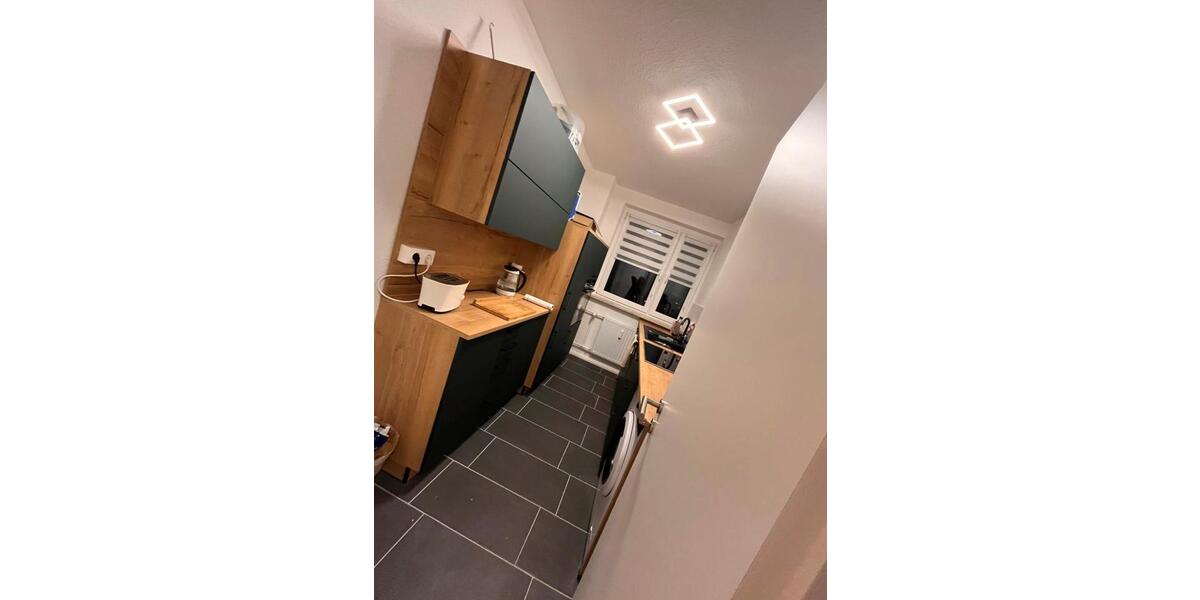 Etagenwohnung Halle (Saale) Damaschkestraße - 1 Zimmer, 60 m&sup2;, 364&euro; | Angebot:25641242