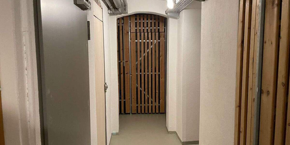 Mehrfamilienhaus, Wohnhaus Halle (Saale) Innenstadt - 1 Zimmer, 444 m&sup2;, 950.000&euro; | Angebot:24808542