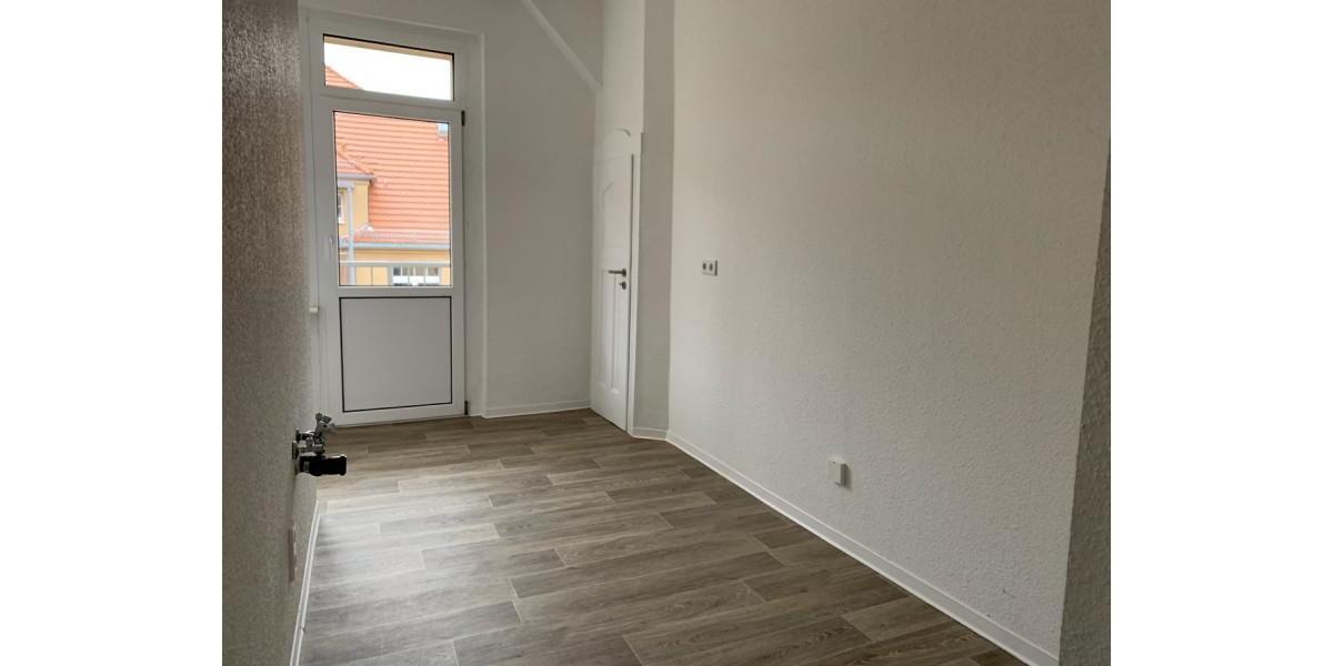 Etagenwohnung Halle (Saale) Damaschkestraße - 3 Zimmer, 70 m&sup2;, 418&euro; | Angebot:25579431