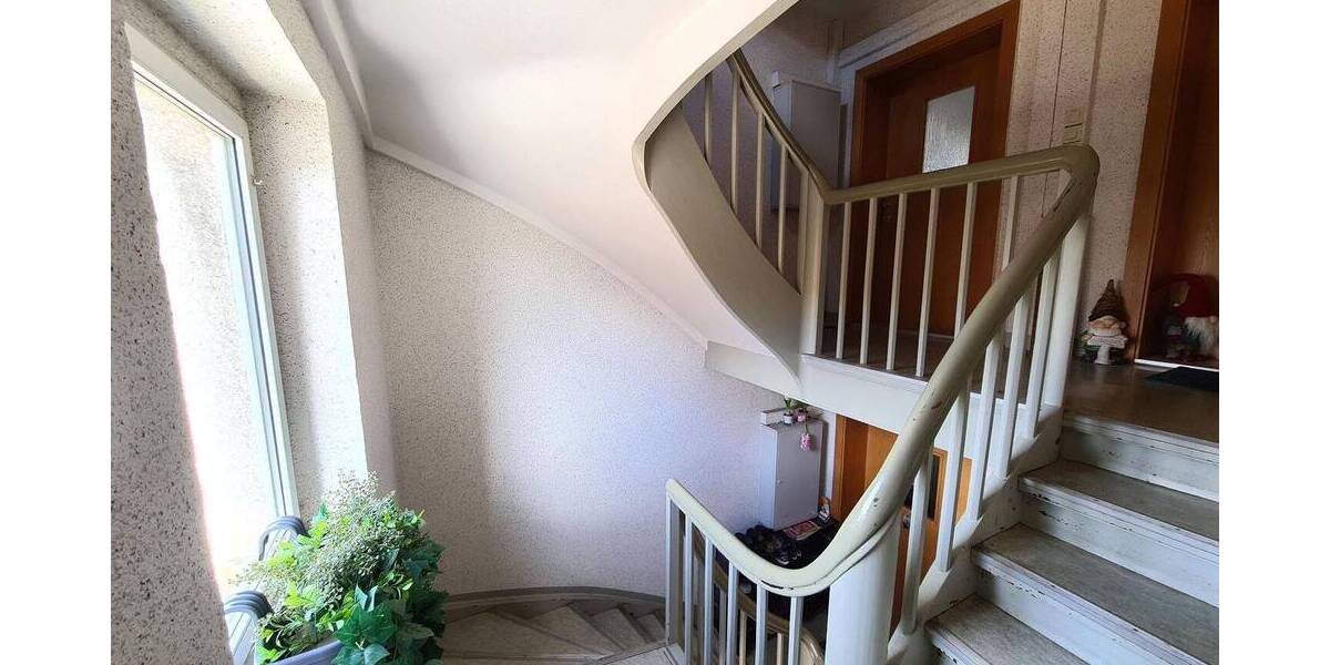 Etagenwohnung Halle Freiimfelde - 4 Zimmer, 90 m&sup2;, 549&euro; | Angebot:26799422