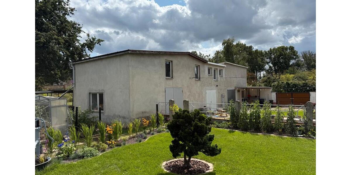 Erdgeschoßwohnung Landsberg - 6 Zimmer, 200 m&sup2;, 1.800&euro; | Angebot:25273003