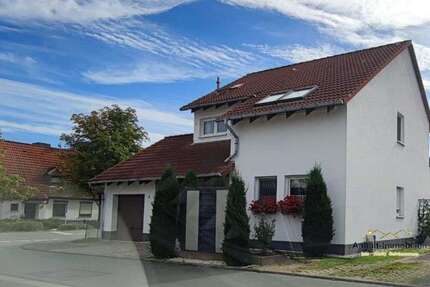 Haus Bitterfeld-Wolfen Wolfen - 4 Zimmer, 130 m&sup2;, 299.000&euro; | Angebot:24572800