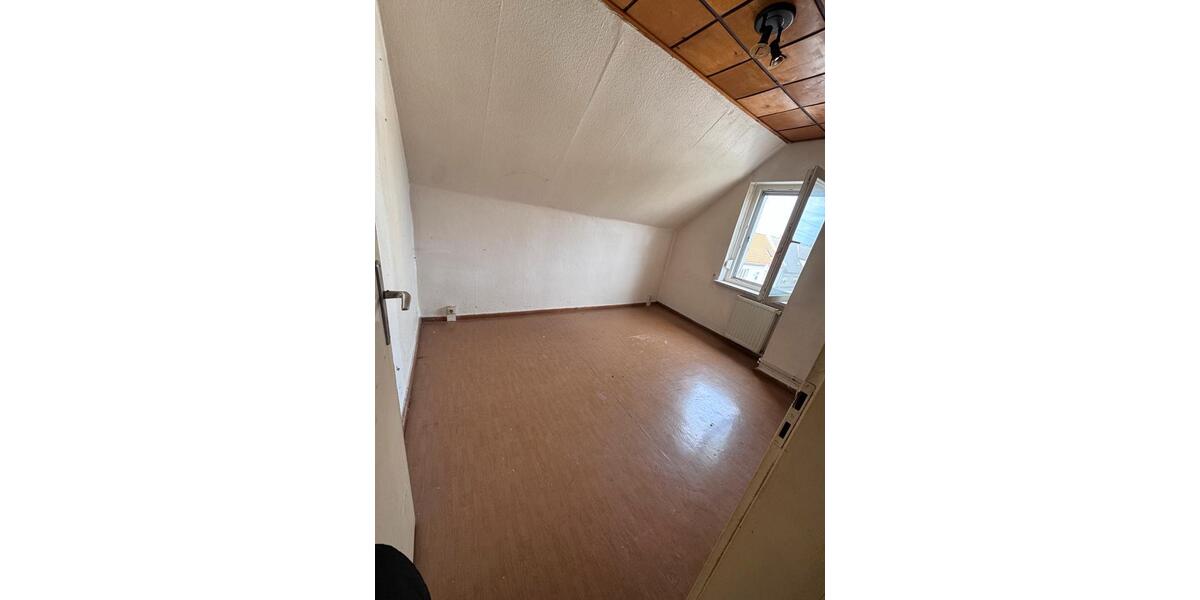 Einfamilienhaus Querfurt - 3 Zimmer, 110 m&sup2;, 120.000&euro; | Angebot:26108278