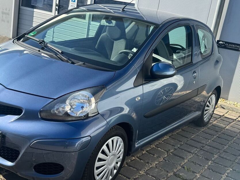 Aygo (X)