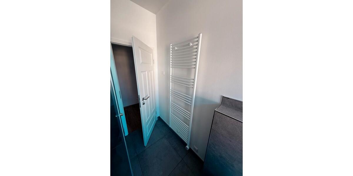 Etagenwohnung Halle (Saale) Büschdorf - 4 Zimmer, 91 m&sup2;, 1.038&euro; | Angebot:26606743