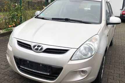 Hyundai i20 155.000 km 1.990 &euro; Zörbig 06780