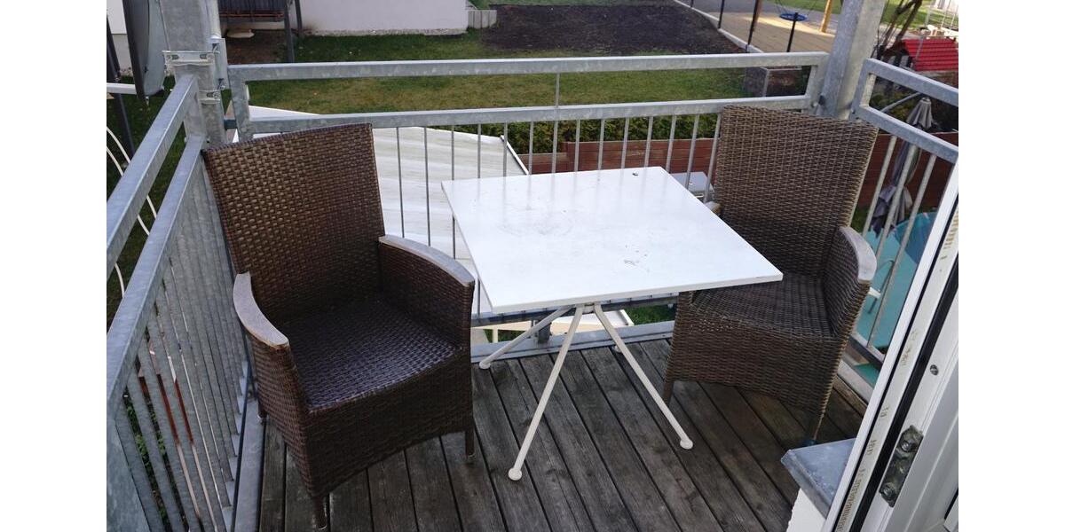 Etagenwohnung Halle (Saale) Büschdorf - 4 Zimmer, 100 m&sup2;, 700&euro; | Angebot:26587421