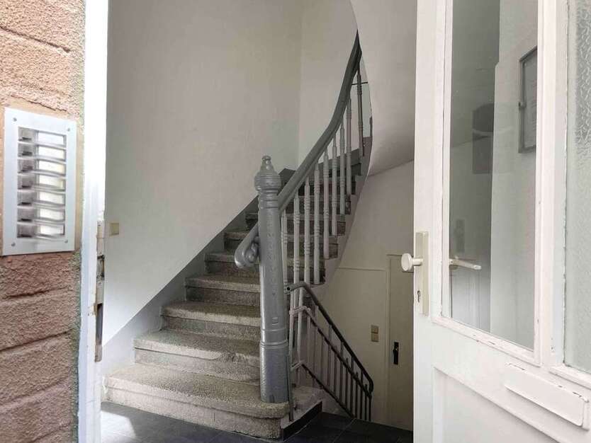 Wohnung zum Mieten in Halle 199 € 22.06 m²