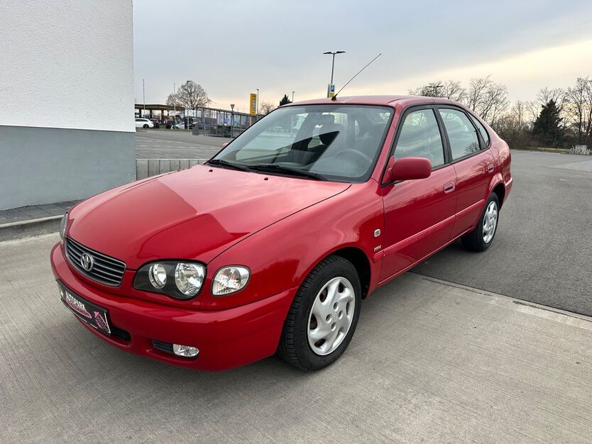 Toyota Corolla 63.000 km 2.999 € Holleben 06179