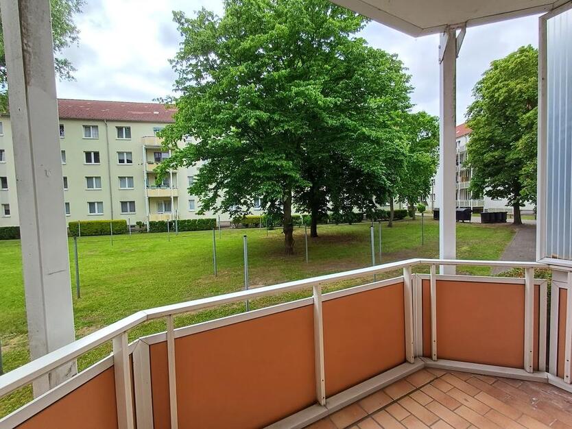Erdgeschoßwohnung - nette Nachbarn - ruhige Lage - EG links
