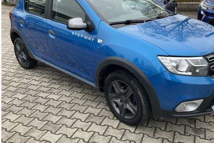Dacia Sandero 128.983 km 7.995 &euro; Wolfen 06766