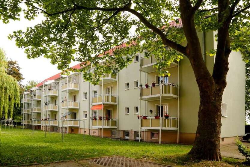 Wohnung zum Mieten in Weißenfels 330,85 € 50.9 m²