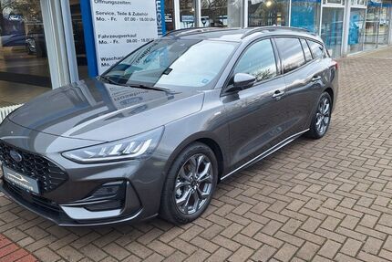 Ford Focus 22.804 km 26.990 € Bernburg 06406