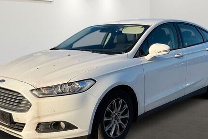 Ford Mondeo 65.242 km 9.999 &euro; Brehna 06796