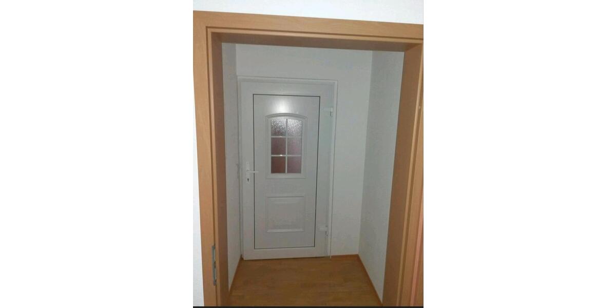 Etagenwohnung Köthen (Anhalt) - 1 Zimmer, 26 m&sup2;, 200&euro; | Angebot:26221003