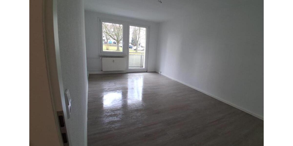 Erdgeschoßwohnung Querfurt - 3 Zimmer, 59 m&sup2;, 350&euro; | Angebot:25922723