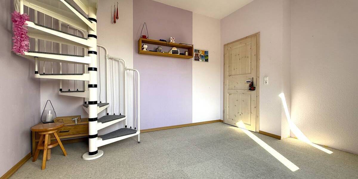 Einfamilienhaus Weißandt-Gölzau Klein-Weißandt - 8 Zimmer, 233 m&sup2;, 499.000&euro; | Angebot:26036794