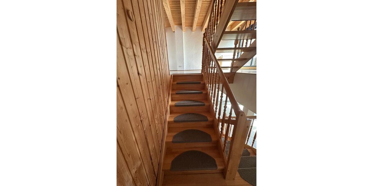 Reihenhaus Schkeuditz - 5 Zimmer, 130 m&sup2;, 1.250&euro; | Angebot:27624024