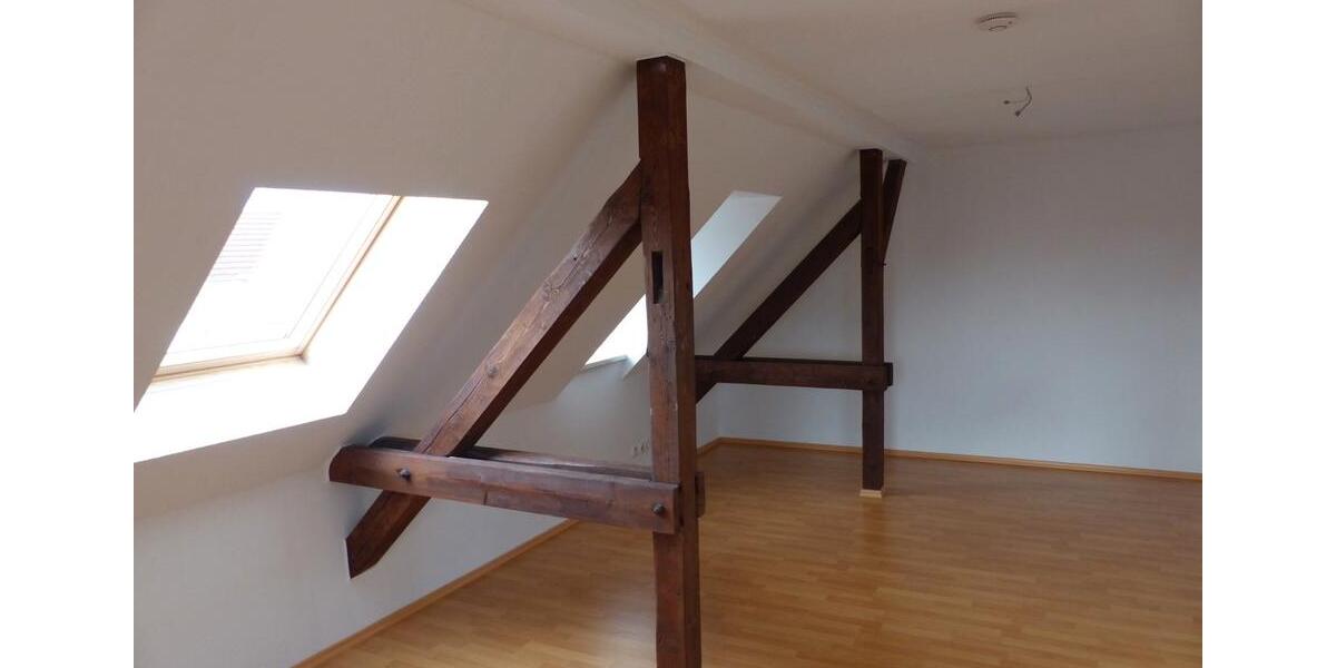 Dachgeschoßwohnung Halle (Saale) Silberhöhe - 1 Zimmer, 55 m&sup2;, 385&euro; | Angebot:25990342