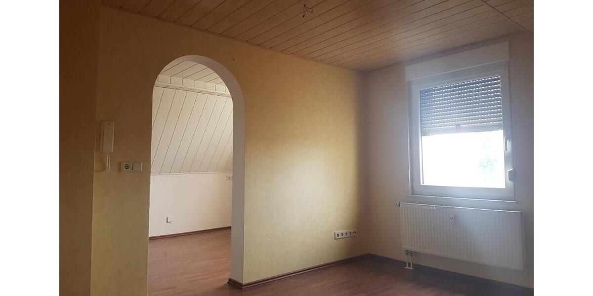 Dachgeschoßwohnung Sandersdorf-Brehna Brehna - 2 Zimmer, 40 m&sup2;, 280&euro; | Angebot:24616479
