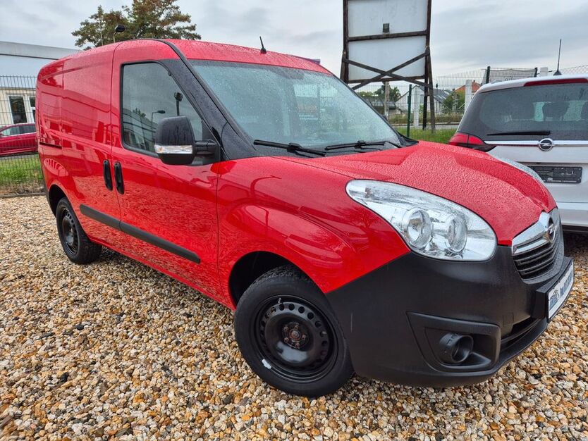 Opel Combo 22.900 km 10.700 € Leipzig 04179