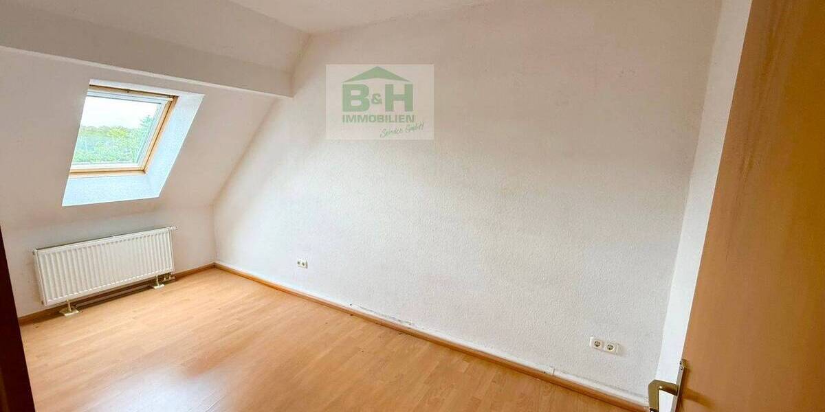 Etagenwohnung Sandersdorf-Brehna Sandersdorf - 4 Zimmer, 105 m&sup2; | Angebot:23833546