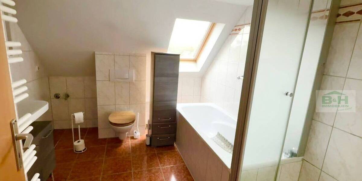 Etagenwohnung Sandersdorf-Brehna Sandersdorf - 4 Zimmer, 105 m&sup2; | Angebot:23833546