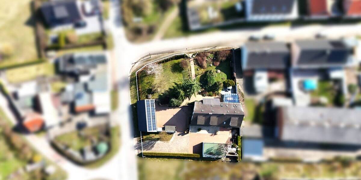 Einfamilienhaus Weißandt-Gölzau Klein-Weißandt - 8 Zimmer, 233 m&sup2;, 499.000&euro; | Angebot:26036794