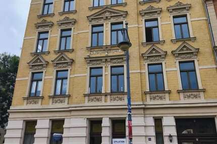 Wohnung Halle - 4 Zimmer, 137 m&sup2;, 1.370&euro; | Angebot:27314052