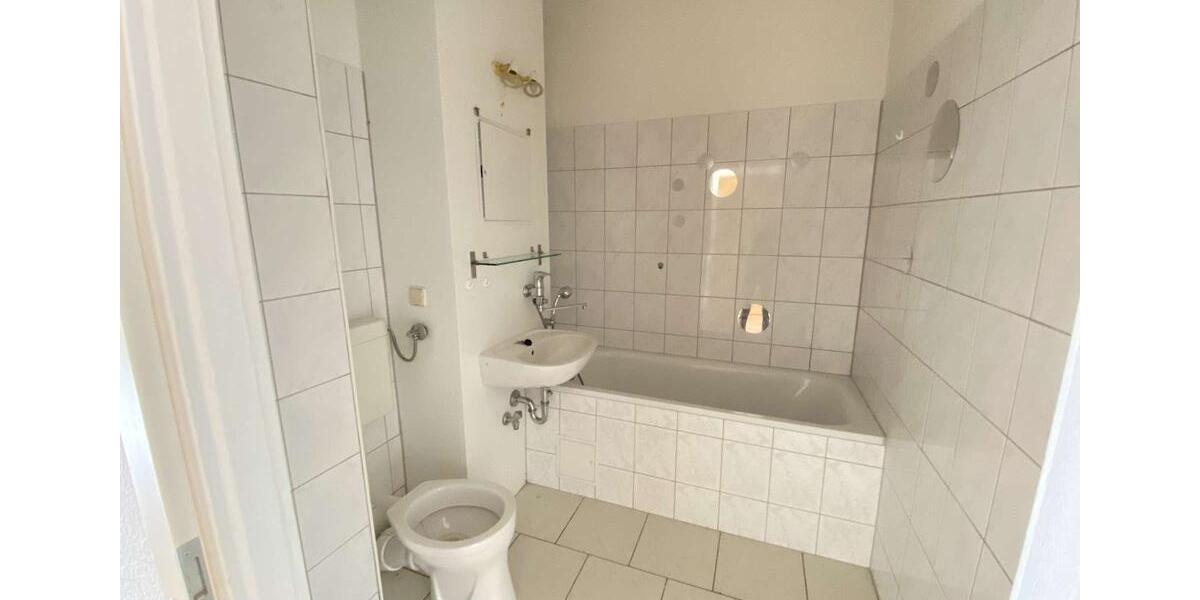 Etagenwohnung Halle (Saale) Halle-Neustadt - 3 Zimmer, 57 m&sup2;, 339&euro; | Angebot:25990019