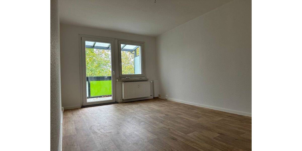 Etagenwohnung Bad Dürrenberg Lennewitz - 2 Zimmer, 49 m&sup2;, 320&euro; | Angebot:26933662