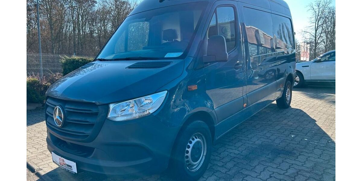 Mercedes-Benz eSprinter 54.691 km 9.990 &euro; Halle 06118