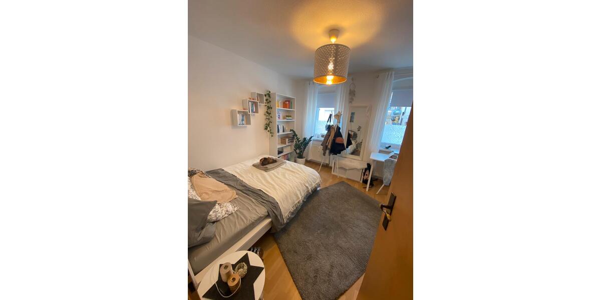 Erdgeschoßwohnung Halle (Saale) Halle-Neustadt - 1 Zimmer, 25 m&sup2;, 210&euro; | Angebot:25431976