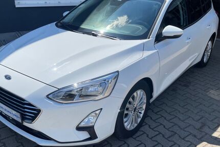 Ford Focus 53.998 km 18.499 € Leuna 06237