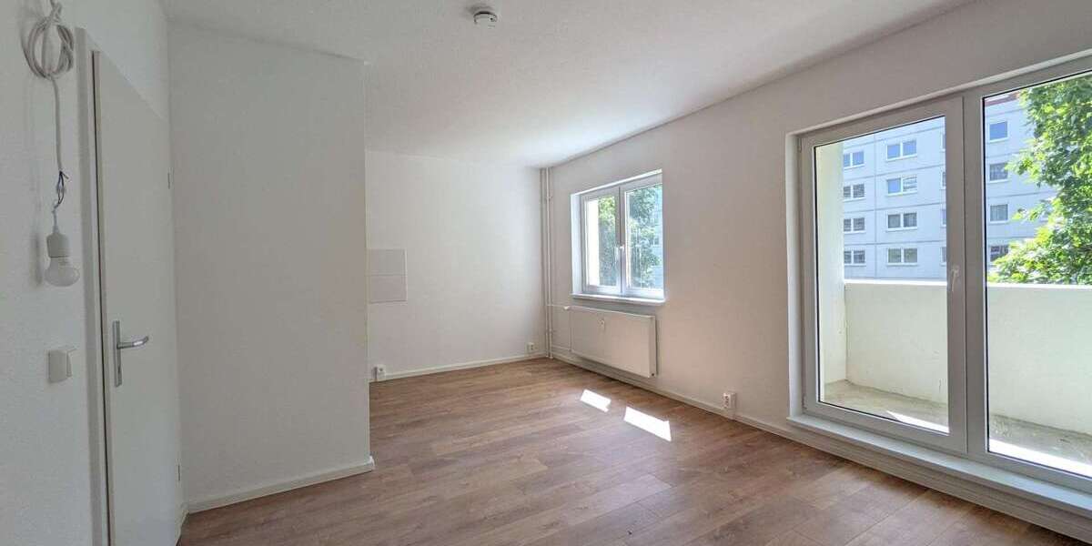 Etagenwohnung Halle Halle-Neustadt - 4 Zimmer, 68 m&sup2;, 550&euro; | Angebot:26780362